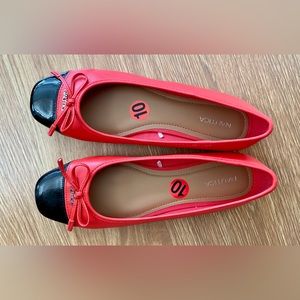 New Nautica flats red with black patten toes